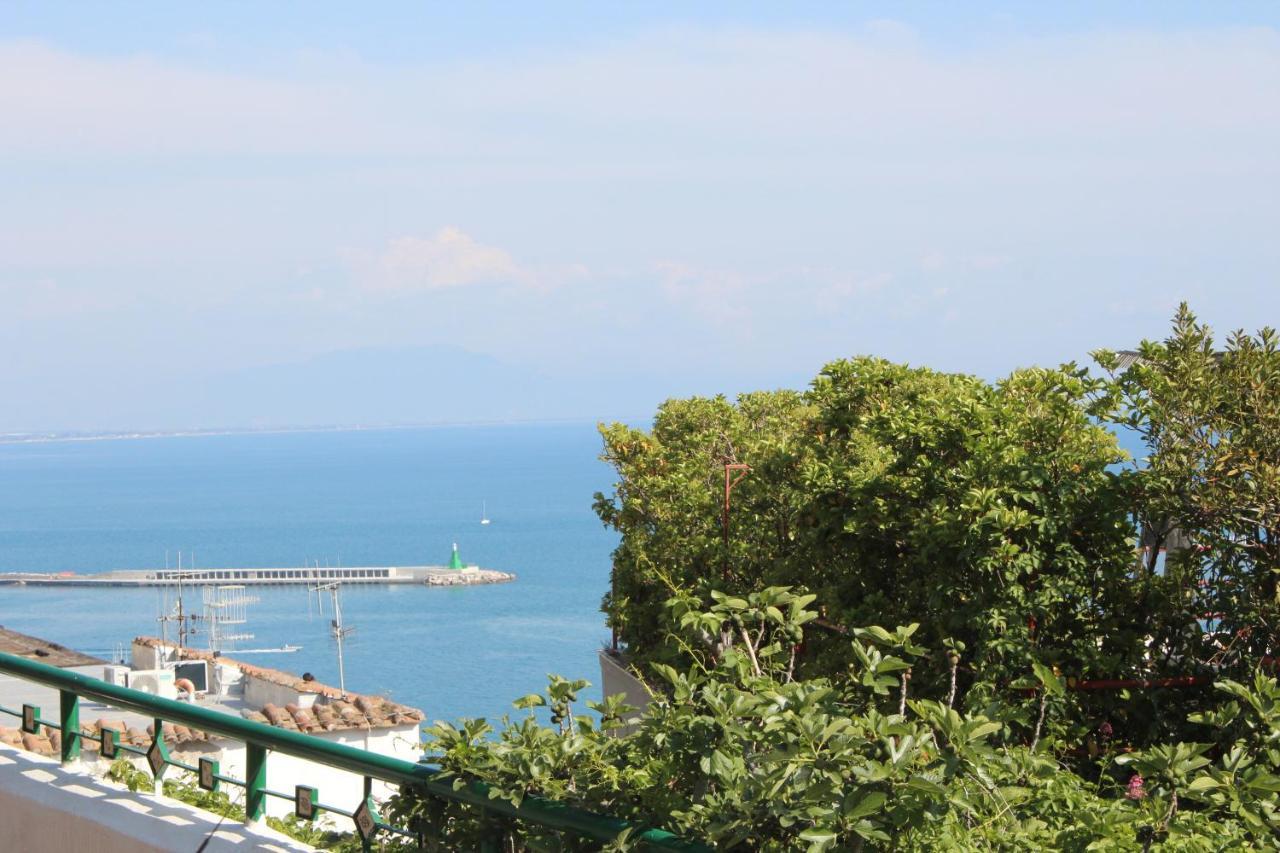 Verdemare Charming Accommodation In Vietri Sul Mare - Amalfi Coast Eksteriør bilde